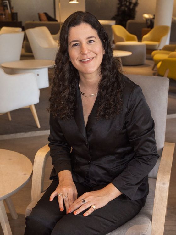 Isadora Tavares, advogada e mentora do Direito Previdenciário